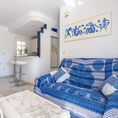 Amazing Penthouse On The Beach, Sea Views, Wifi, Airconditioning And Parking Apartment *