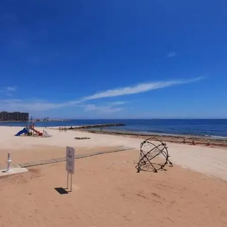 Apartment Amazing Penthouse On The Beach, Sea Views, Wifi, Airconditioning And Parking *