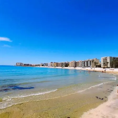 Apartment Amazing Penthouse On The Beach, Sea Views, Wifi, Airconditioning And Parking