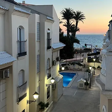 Amazing Penthouse On The Beach, Sea Views, Wifi, Airconditioning And Parking * Torrevieja